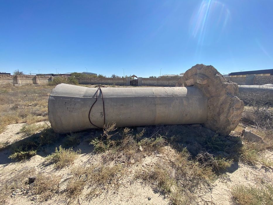 Бетонные трубы 3 штуки