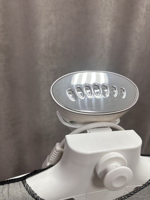 Продам отпариватель + гладильная доска