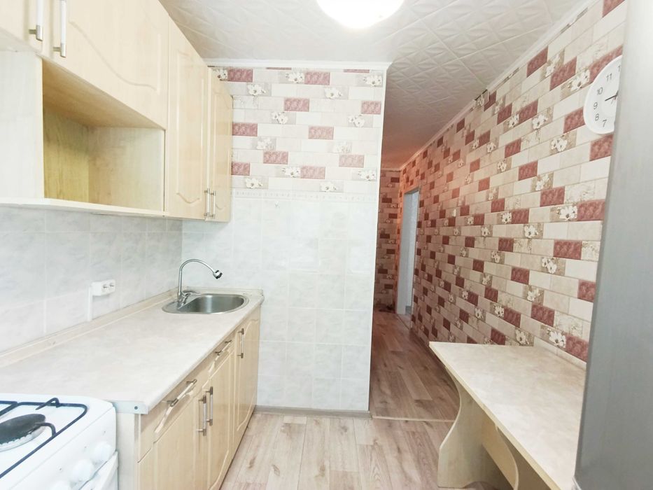 ! Продаю  3-комнатную квартиру 23 м-он ! Помогу оформить в ипотеку!