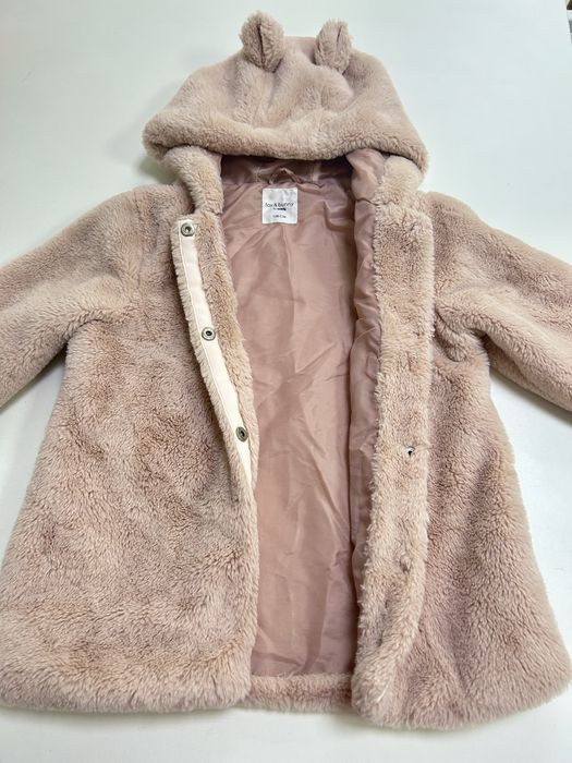 Пухено розово палтенце