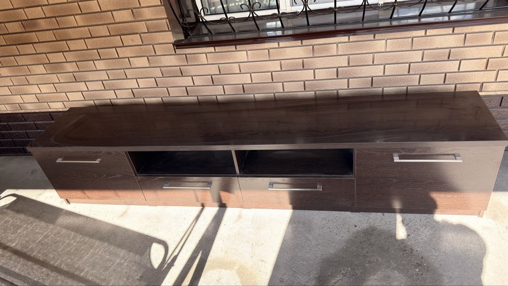 Тумба под телевизор