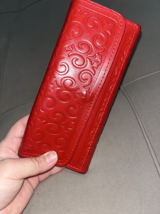 Кожаный кошелек женский