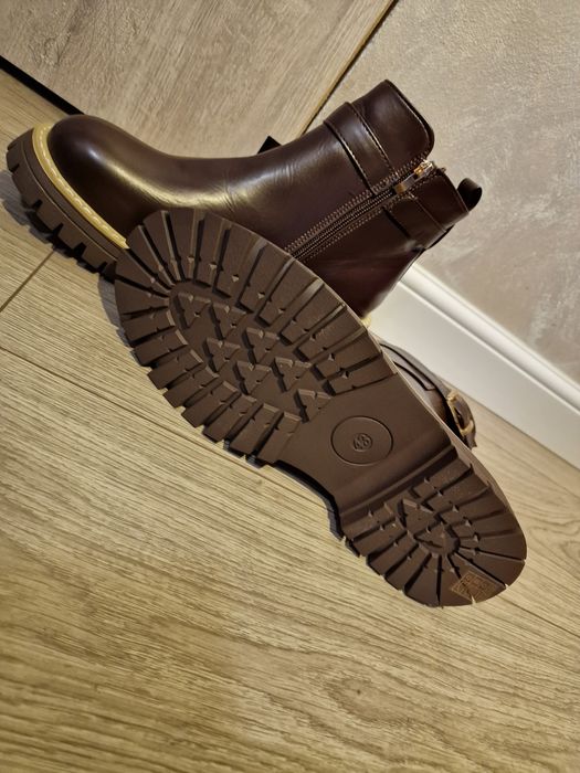 Ghete de dama matimea 43(interior 42)