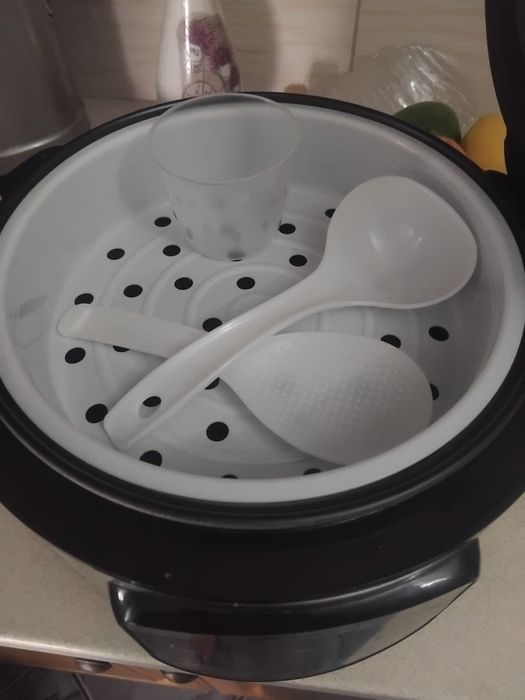 Multicooker Delimano NOU