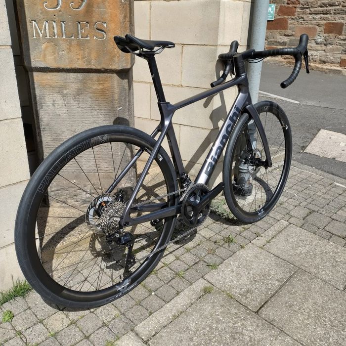 Gravel Bianchi Infinito 105 full Carbon