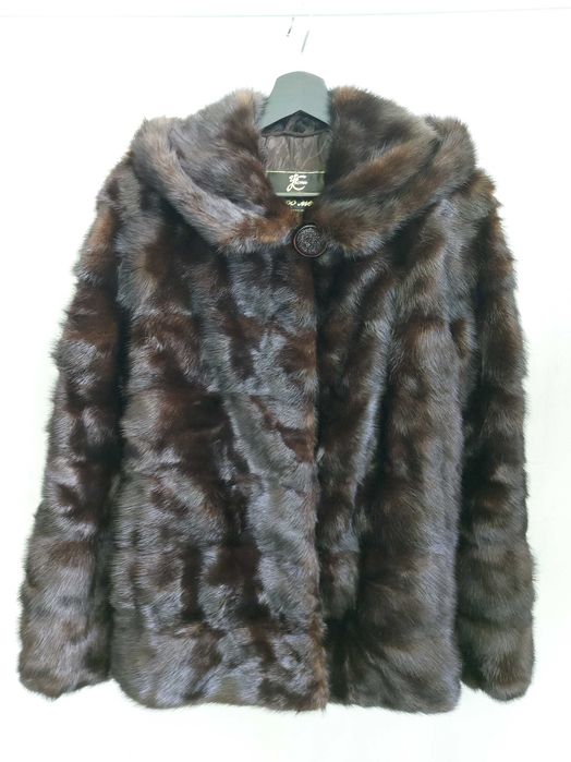 Продам норковую шубу