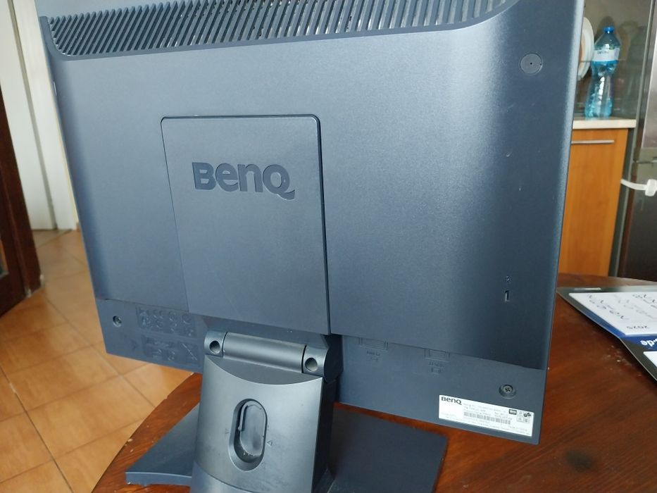 Монитор benq 19 инча