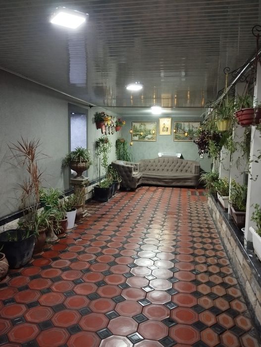 Toshkent shayhantohur tinchlik mahalada uy sotamiz 4.5 sutuk