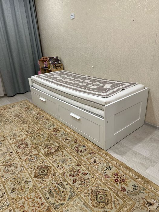 Продам кровать ikea