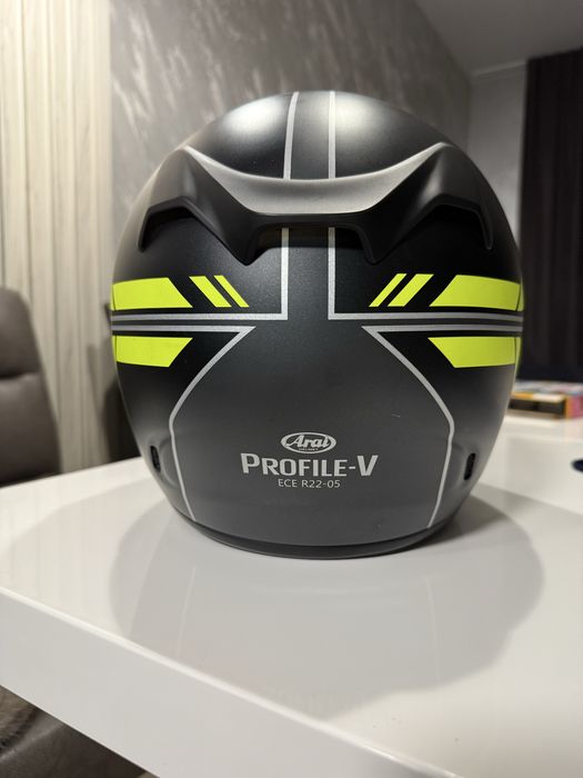 Каска Arai Profile-V М-размер