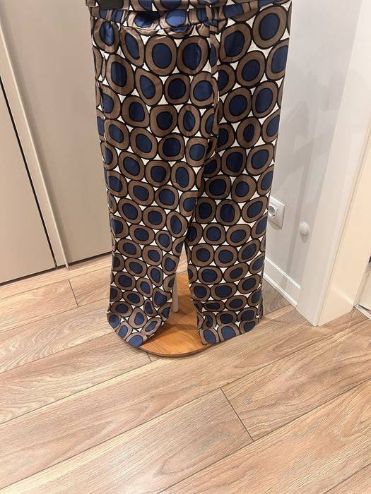 S Max Mara 100% коприна панталон с колан
