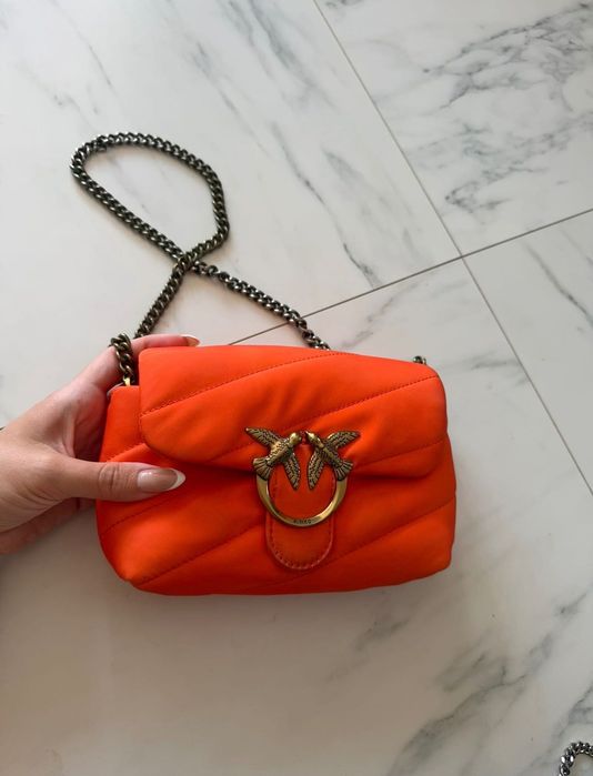 Оранжева чанта Pinko