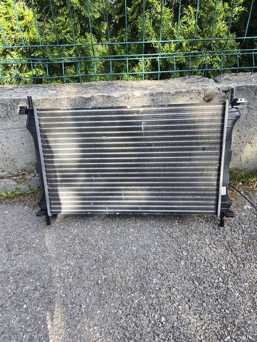 Воден Радиатор Форд Транзит 2,4 , 115 к.с, 2004 год