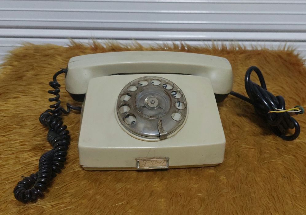 Ретро телефон червен 6 броя