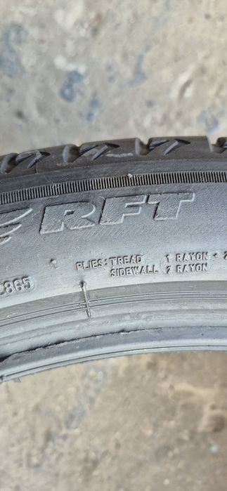 4 anvelope vara runflat Bridgestone 245/40/21.Pretul este pe bucata.