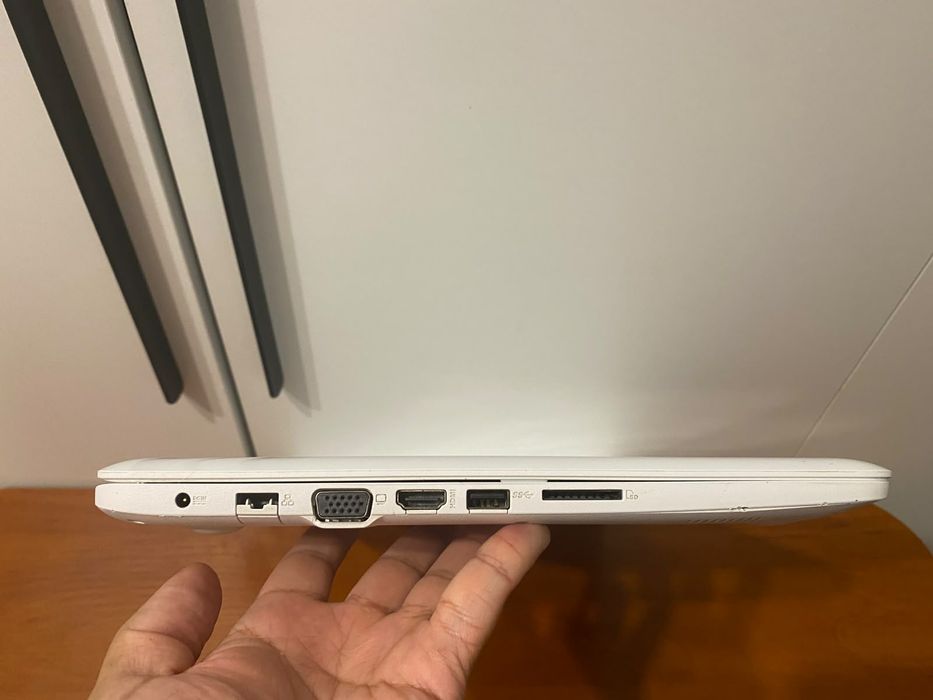 Надежный офисник ASUS/intel core N3050/SSD256