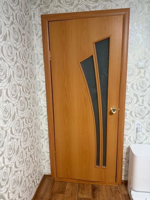 Продам межкомнатные двери