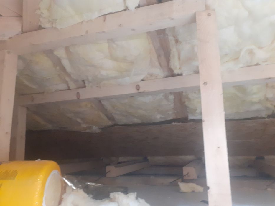 Izolatie pod mansarda