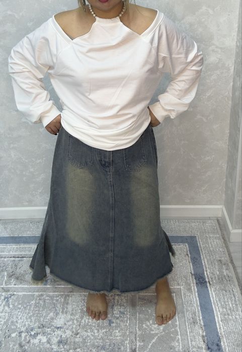 Кофта и джинсовая юбка