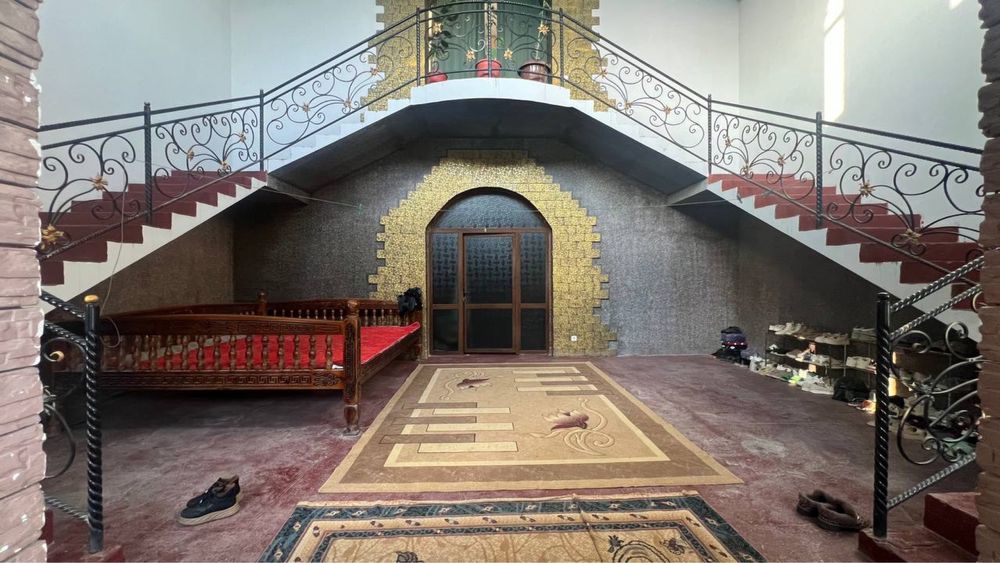 Уй сотилади. 9 соток 2 каватли. Университет участка Садаф 69