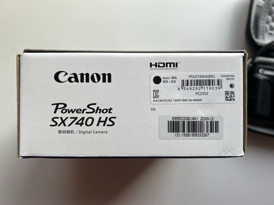 фотокамера Canon PowerShot SX740 HS