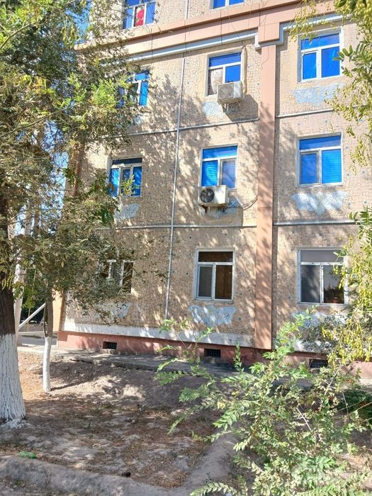 Урганч шахрида 1 каватда жойлашган 4 хонали уй сотилади
