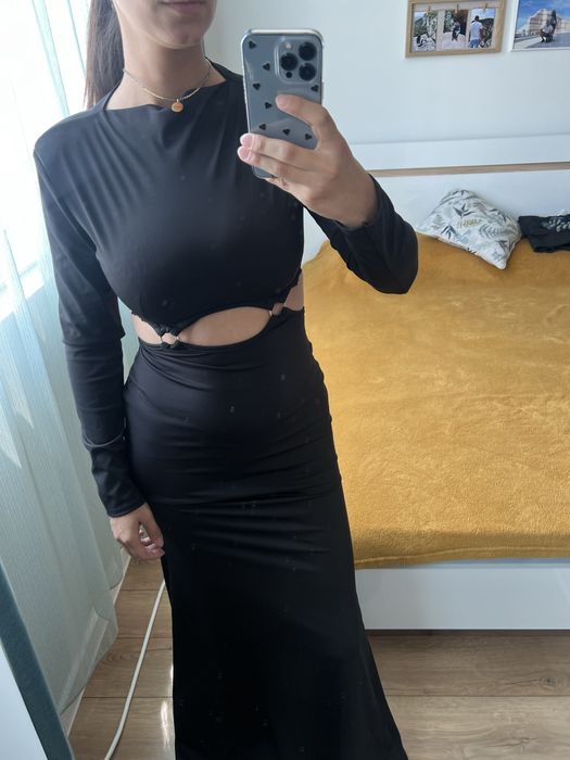 Дълга вечерна рокля