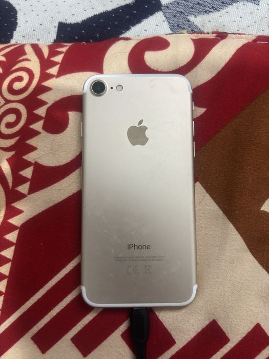 Айфон 7 Сатылады