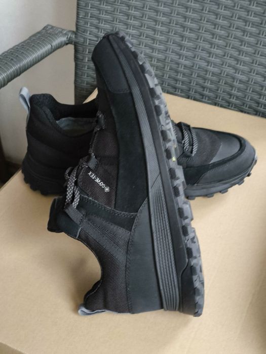 Маратонки Clarks