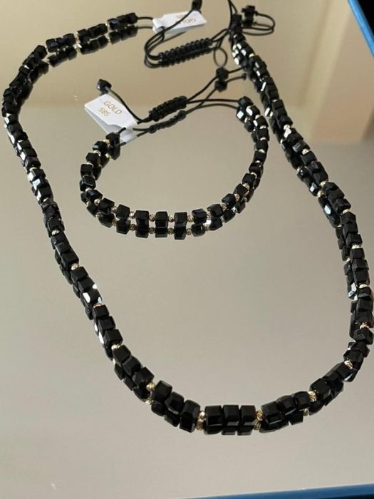 Гривни с конец и 14к златни топчета