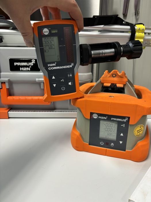 Nivela laser nedo dubla panta canalizari etc Hilti Topcon Spectra