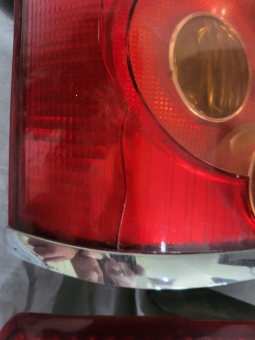 Faruri, spoiler, aripi Toyota Avensis T25