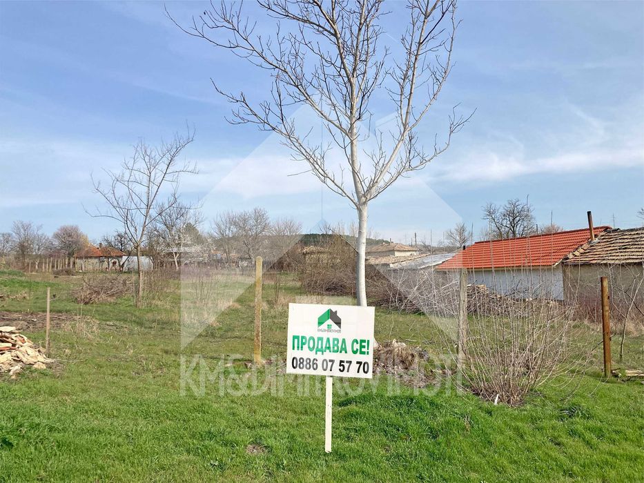 Продава парцел в с. Енево, (Нови пазар) 1 ДКА за жилищно строителство!