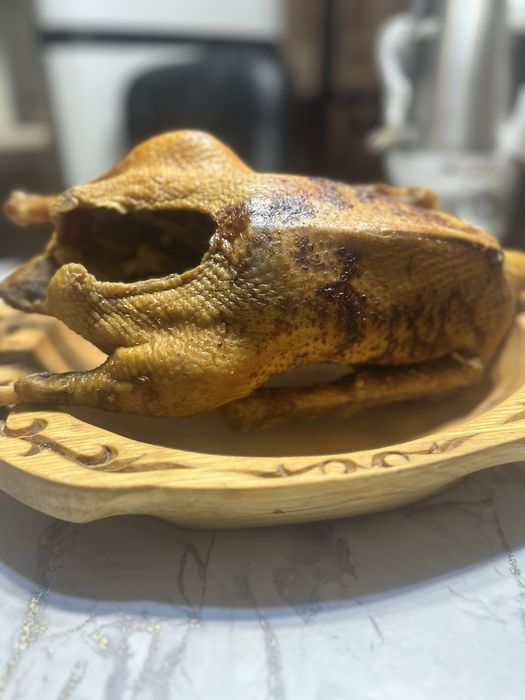 Копченый гусь горячего копчения . Доставка