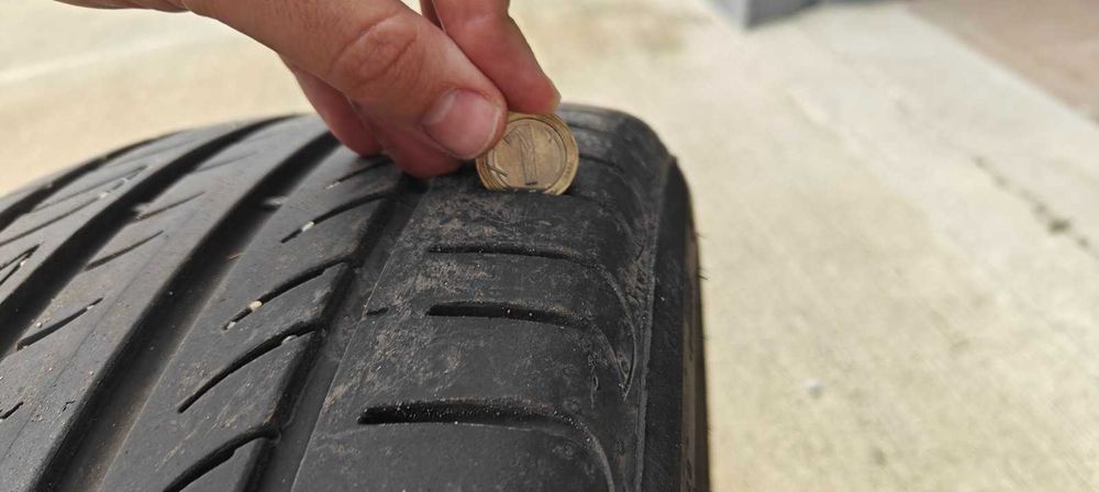 Гуми Pirelli 225/40R18 92Y XL Powergy