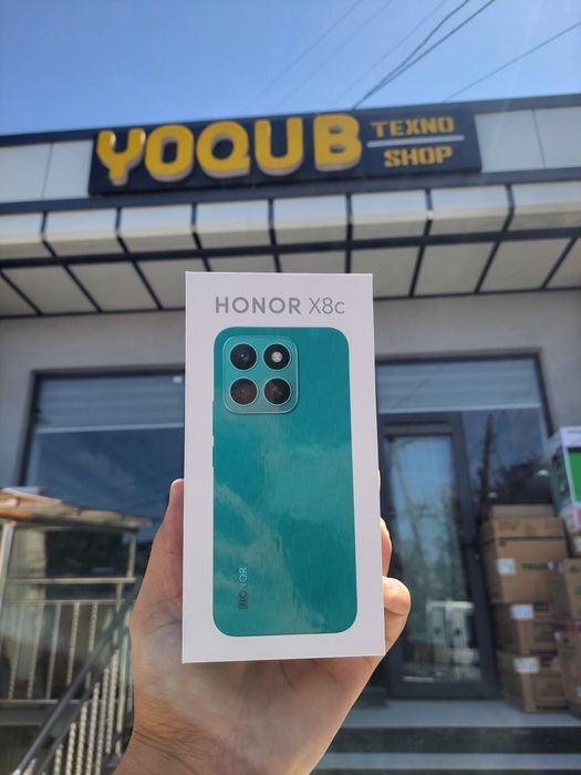 Honor x8c 8/128 GB 1 yil kofolatga ega