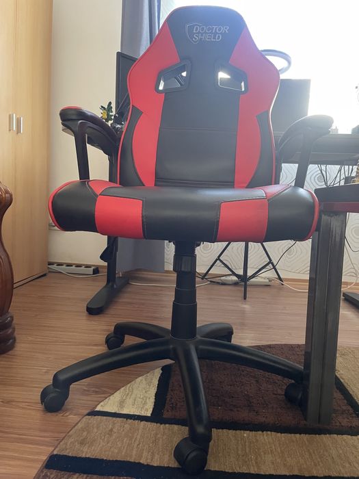 Scaun gaming doctor shield