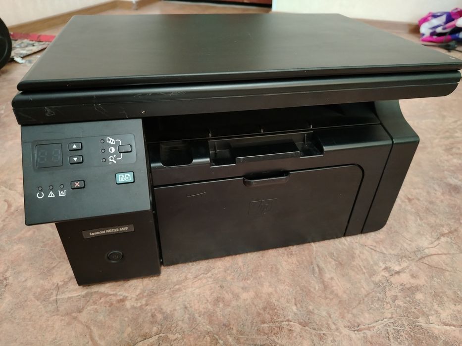 Принтер hp три в одном. Сканер, копир, принтер