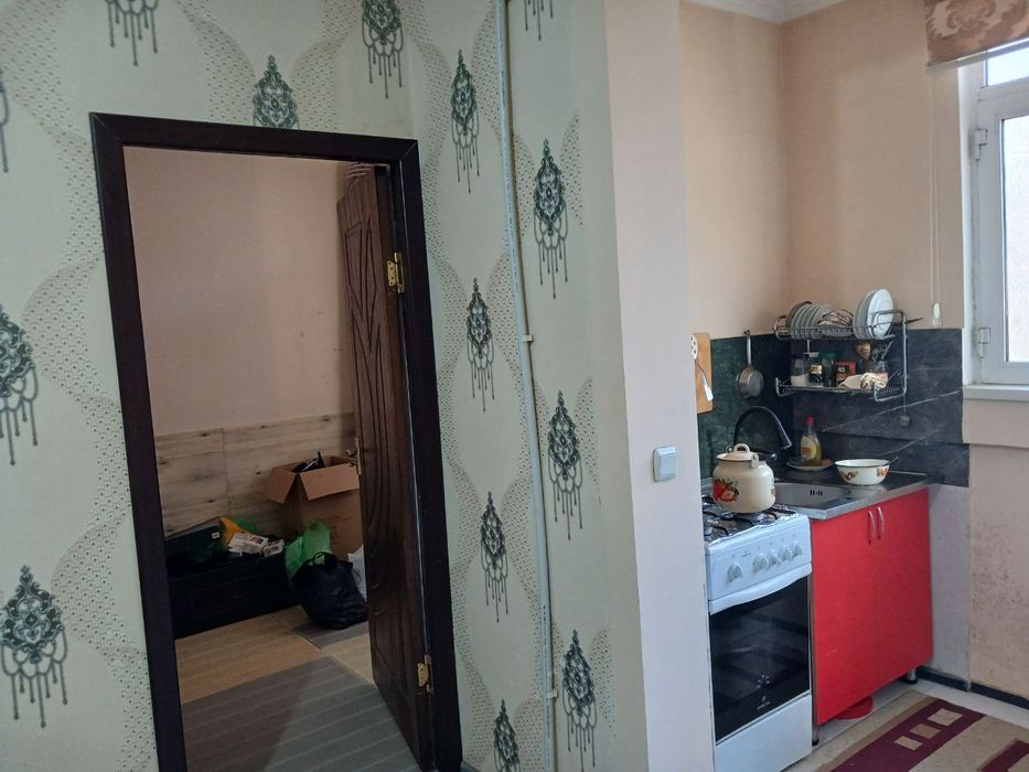 Чиланзар-2.  2/3/4. Торговый центр Чиланзар срочно