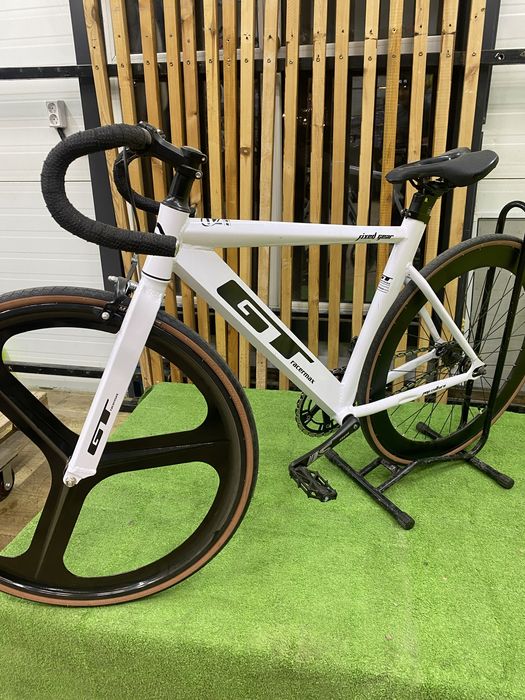 велосипед GT Racermax fixed gear