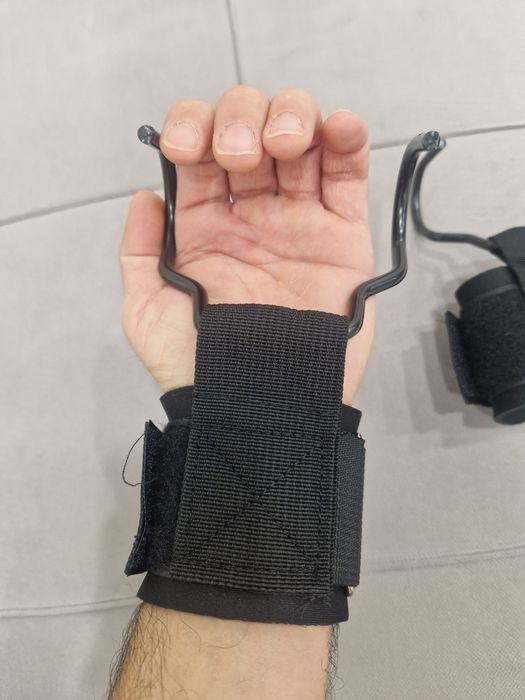 Манжеты с крюком для турника