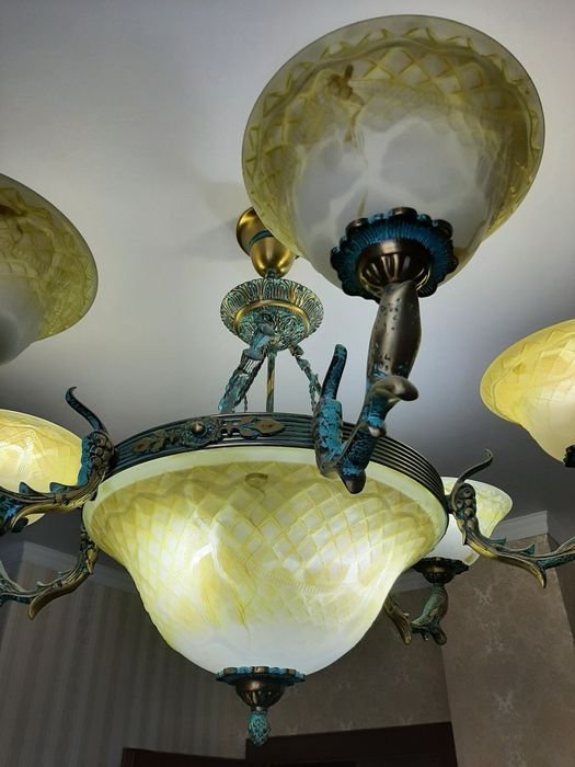 Люстра производство Балтийский стиль