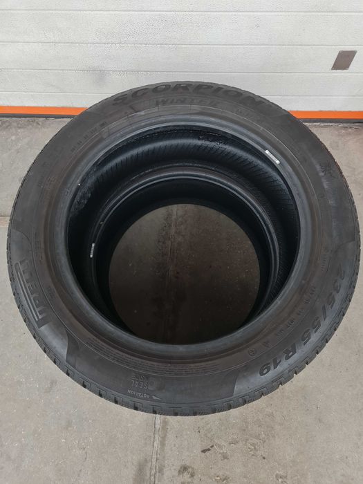 Зимни гуми 2 броя PIRELLI Scorpion 235 55 R19 дот 3921