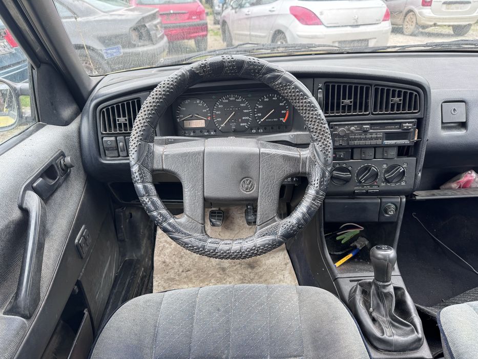 Vw Passat b3 1.8i 90кс На Части