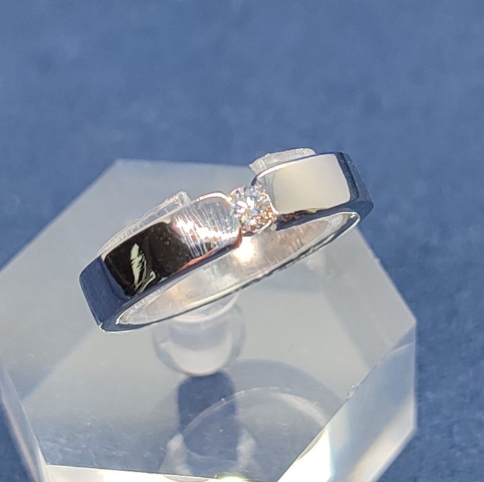 Халка с диамант VVS1