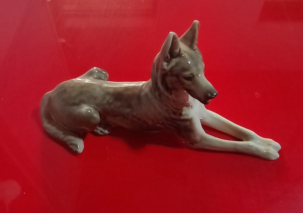Статуэтка лфз собака