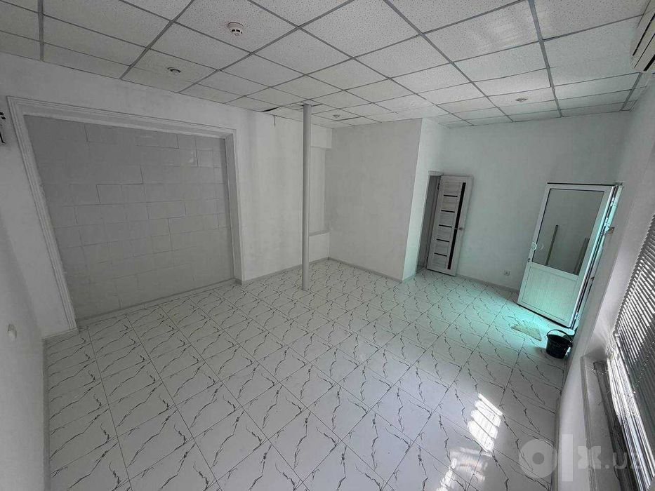 Bodomzor ruvd oldida nejiloy joy sotiladi srochna 32M2