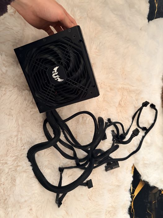 Sursa Asus Tuf Gaming