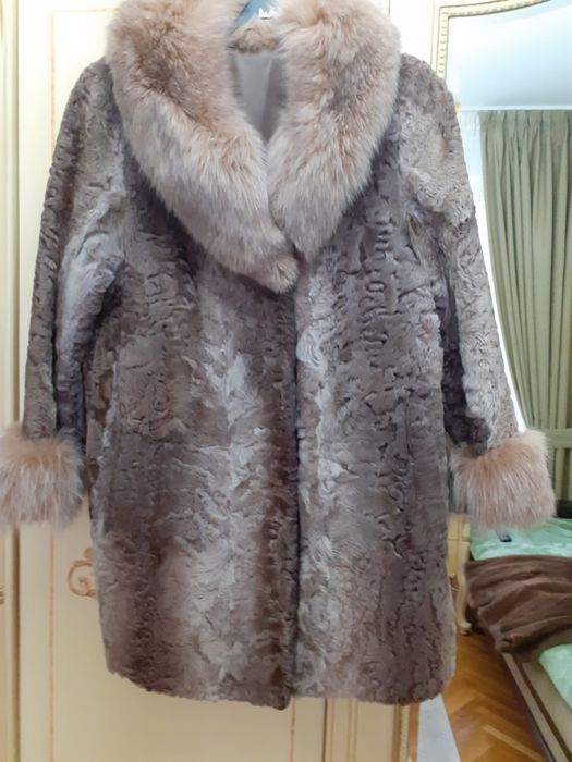 Haine blana nurca și astrahan