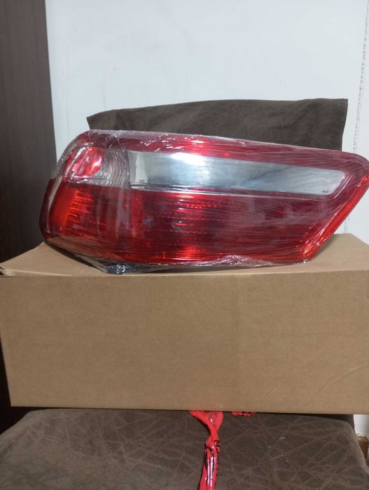 Продается задние фонари боковые Тойота Камри 40 2008 год американец